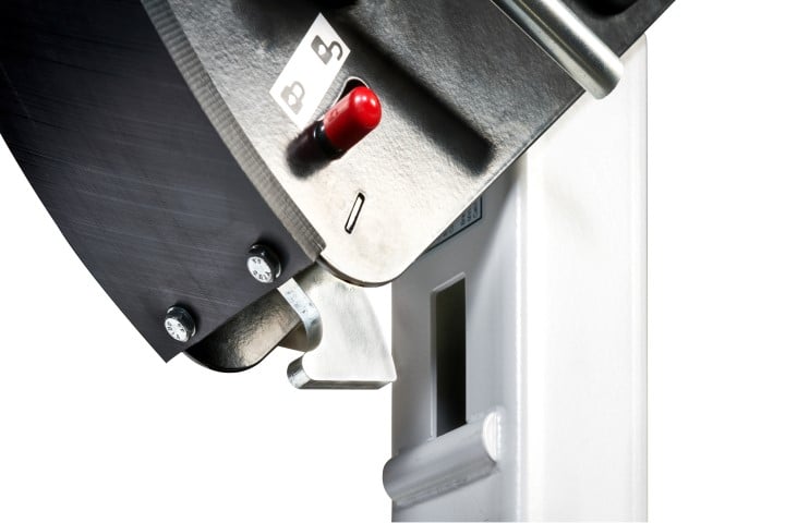 SD500 EV - 500kg Zinc Swivel Hoisting Davit (Built in winch with 13m Cable)