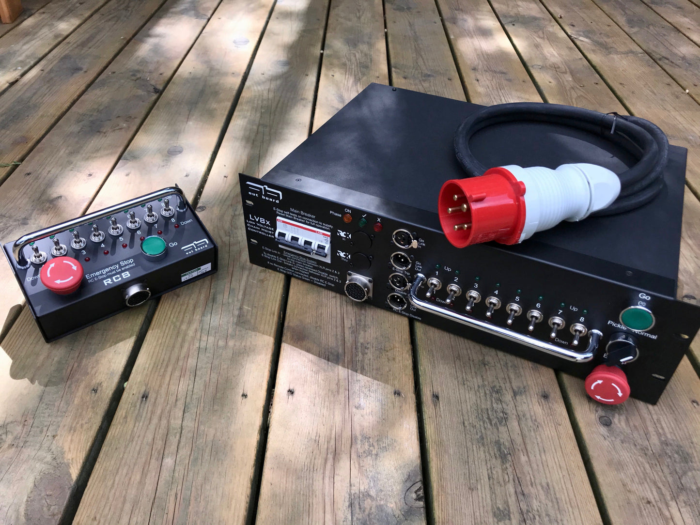 Out Board LV8x Low Voltage 8 Way Chain Hoist Controller with Remote & 10m Cable