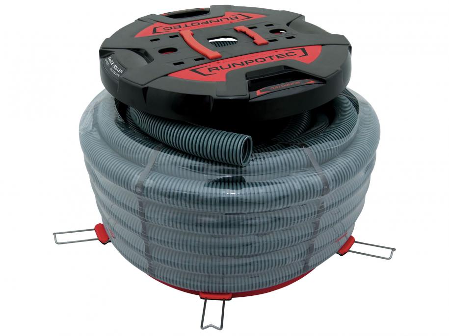 Black pipe on a Red and Black Runpotec XB500T Cable Roller