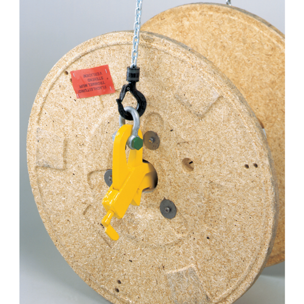 Yellow and Black Camlok DL5 Cable Drum Lug with Locking Lever in use