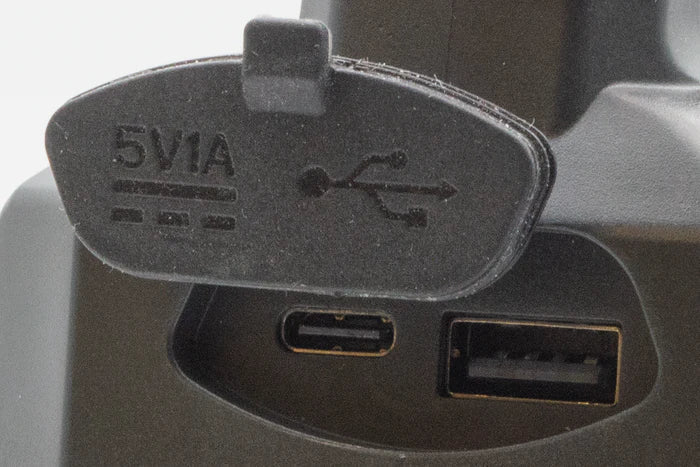 Cobra X rechargeable work light/searchlight charging port