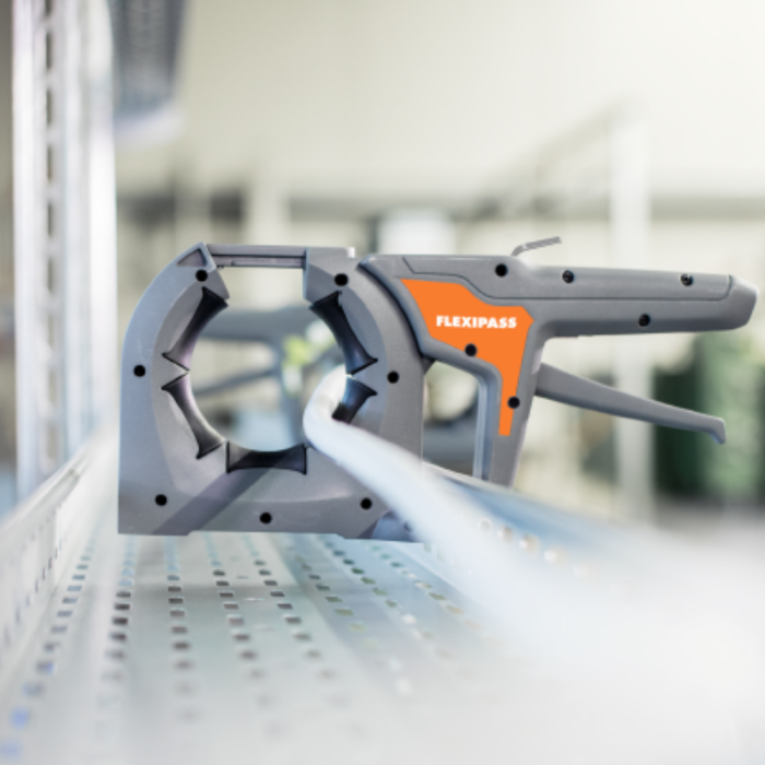 Drum-Roll - Flexipass Cable Routing Solution Hand Tool - Max Cable Diameter 38mm - with cable routing through  closed Flexipass - purchase from RiggingUK