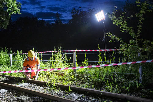 StratoStar X - 115000 Lumens - 30Ah - Rechargeable Tower Floodlight