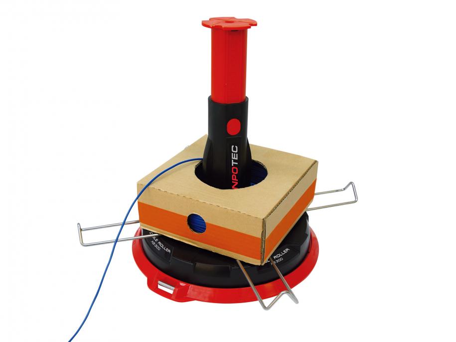 RUNPOTEC Red and Black X BOARD XB 300 Cable Winder + Multi-Function Mandrel Set in use with a box holding blue cable