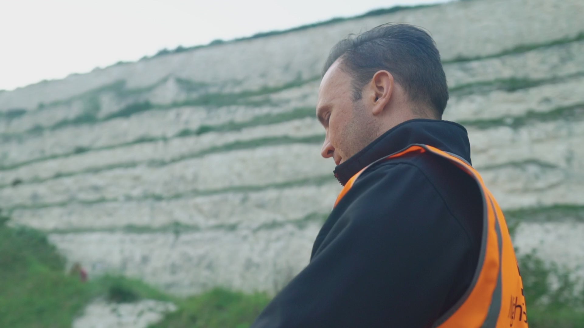 NightSearcher HT800 battery-powered head torch product video