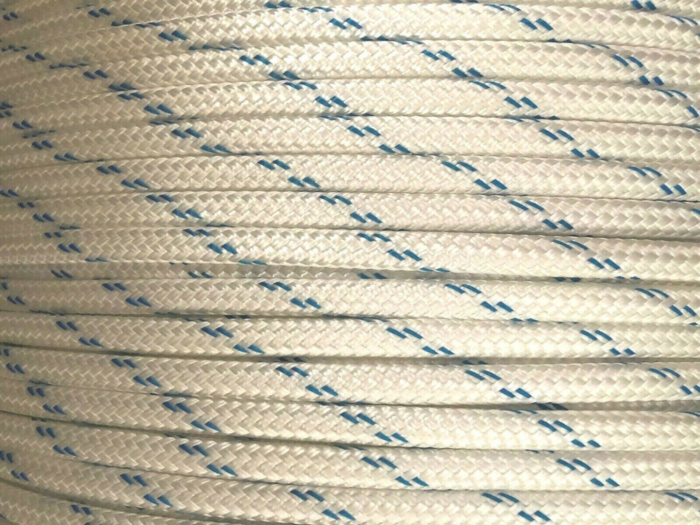 Close-up of Orptech Polyester Pulling Rope Double Braid White with Blue Fleck