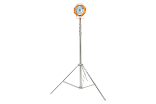  Titan R - 1400 Lumens - Zone 1 - Rechargeable ATEX Floodlight