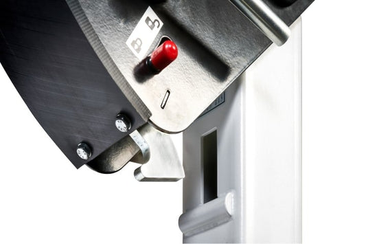 SD500 EV - 500kg Zinc Swivel Hoisting Davit (Built in winch with 13m Cable)